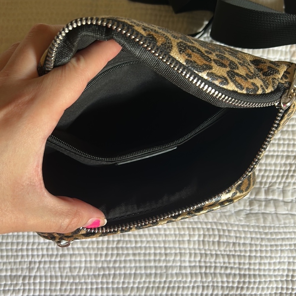 Leopard bumbag - Picture 6 of 7